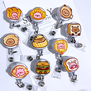 Porte-badge rétractable en acrylique avec clip métallique, design personnalisé Capybara, accessoires infirmiers - Product Image 2