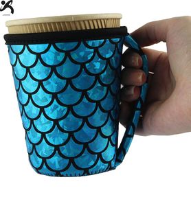 Funda Aislante Reutilizable para Botellas de Vino con Asa para Bebidas Frías, Diseño de Dibujos Animados, Portavasos de Neopreno de 16-22 oz - Product Image 1