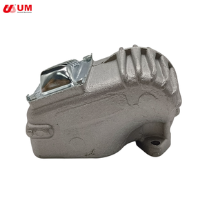 Silenciador UM para motosierra 070, cubierta de escape con arrestor de chispas integrado, acero de calibre grueso, diseño atornillable, resistencia a altas temperaturas - Product Image 1