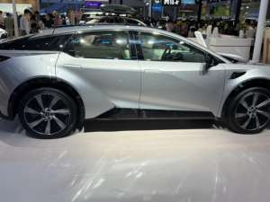 2026 Ethiopia Birr Toyotas Bz5x Bz5 2025 auto elettriche Suv sport nuovi veicoli energetici 4WD Car Elite 615km EV veicolo - Product Image 2