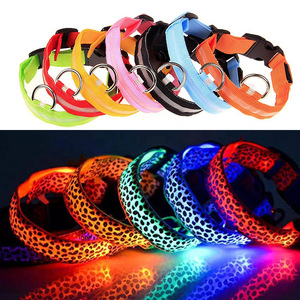 Collares Luminosos <span class=keywords><strong>LED</strong></span> para Perros y Mascotas, Ajustables, de Poliéster, Brillan en la Noche, <span class=keywords><strong>Collar</strong></span> Luminoso Intermitente Seguro para Perros, Gatos y Cachorros - Product Image 2
