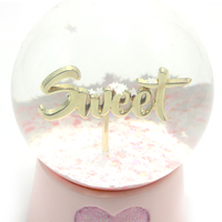 Diezi — boule de neige en alliage de Zinc, Alphabet personnalisé, boule de neige avec Base en résine rose et paillettes argentées, blanche