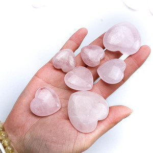 Cristal <span class=keywords><strong>rose</strong></span> <span class=keywords><strong>quartz</strong></span> sculpture cœurs <span class=keywords><strong>rose</strong></span> 25mm 30mm 40mm <span class=keywords><strong>rose</strong></span> <span class=keywords><strong>quartz</strong></span> cœur pour cadeau en gros - Product Image 3