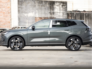 2026 nuevo para <span class=keywords><strong>Volvo</strong></span> <span class=keywords><strong>XC70</strong></span> SUV híbrido enchufable de alta velocidad 5 asientos SUV caja de cambios automática AWD Drive SUV de tamaño medio a grande coches baratos - Product Image 6