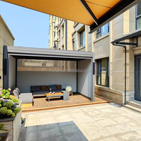 Pergola de jardin en aluminium personnalisée kit toit électrique persiennes motorisées support écran de confidentialité gazebo avec porte coulissante en verre