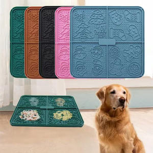 Pola Natal bentuk persegi Lick Pad bantuan kecemasan hewan peliharaan tahan lama pengumpan lambat mangkuk silikon anjing Lick Mat dengan cangkir hisap - Product Image 1