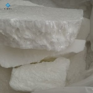 Vente chaude acide stéarique organique 1806 1810 1860 CAS 57-11-4 granules d'acide stéarique de qualité alimentaire de qualité cosmétique - Product Image 1