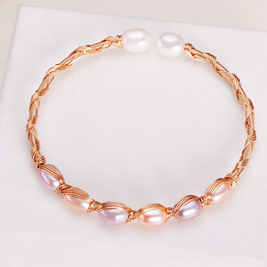 Minimalist Fashionable Zhuji Freshwater <b>Pearl</b> <b>Bracelet</b> Feminine Temperament Rice <b>Pearl</b> Copper <b>Gold</b>-Plated Winding <b>Pearl</b> Bangles - Product Image 4