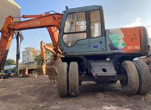 รถขุดตีนตะขาบฮิตาชิ ZX100 มือสอง 10 ตัน เครื่องยนต์และมอเตอร์จากญี่ปุ่น - Product Image 2