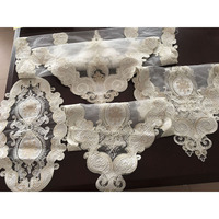 Chemin de table brodé en organza de polyester satiné doré brillant pour mariage de Noël, lot de 16