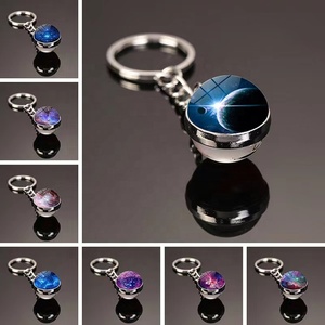 Porte-clés en métal et acrylique, boule <span class=keywords><strong>de</strong></span> verre double face, thème univers, galaxie, <span class=keywords><strong>nébuleuse</strong></span>, pendentif planète galaxie en métal, en gros, en stock - Product Image 2