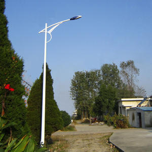 โคมไฟอลูมิเนียมกลางแจ้งบนถนนพลังงานแสงอาทิตย์ไฟ LED กันน้ำควบคุมระยะไกล2000W 600W 800W 1000W ระดับ IP65สำหรับสวนภูมิทัศน์ - Product Image 1