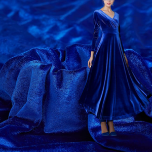 100% polyester <span class=keywords><strong>tissu</strong></span> pour femmes dressing décoration de la maison canapé oreiller <span class=keywords><strong>tissu</strong></span> rideau brillant <span class=keywords><strong>éponge</strong></span> polaire velours flanelle <span class=keywords><strong>tissu</strong></span> - Product Image 1