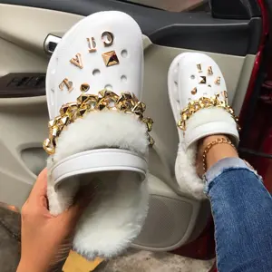 2023 Atacado Personalizado Verão Anti-Slippery Respirável Senhoras Chinelos Deslizamento Em Estilo Sapatos Tamancos Para As Mulheres