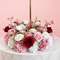 Guirlande de fleurs artificielles en roses roses personnalisées en gros PPS pour la décoration de centre de table d'événements de mariage