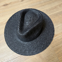 Klassischer Strohhut mit breiter Krempe für Damen, atmungsaktiver, gewebter Sommer-Sonnenhut mit eingedrückter Krone, UV-Schutz, Panama-Hut für den Urlaub