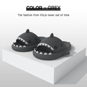 Chaussons d'été pour adultes Chaussons d'intérieur et d'extérieur Funny Home Cute Cartoon Home Anti slip Slippers Female Shark Slippers - Product Image 2