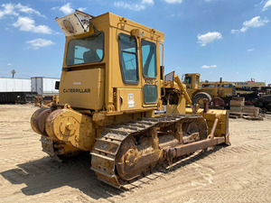 Bon état Bulldozer CAT D6D d'occasion original Bulldozer sur chenilles Caterpillar D6D d'occasion Bulldozer CAT D6G d'occasion - Product Image 5