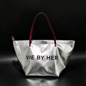 Sac fourre-tout en PU argenté grande capacité pour femmes, sac de voyage et de plage portable et imperméable, sac d'épicerie personnalisable avec fermeture éclair - Product Image 6