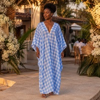 Robe Kaftan Africaine pour Femme, Rayures Colorées Vives, Col en V, Manches Courtes, Coupe Ample, Maxi Bohème Décontractée, Idéale pour les Fêtes, le Ramadan et l'Aïd