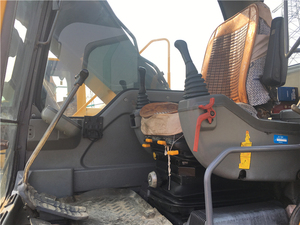Excavatrice Volvo EC210 de 21 tonnes avec godet de 1,05 m³ de capacité, modèle d'excavatrice lourde sur chenilles Volvo EC210 d'occasion - Product Image 3