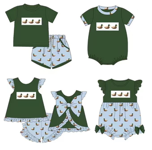 Trendyism Boutique Précommande MOQ 5 Robe-Combinaison d'été pour petites filles en Soie de lait douce, Spandex et Coton biologique, à imprimé festif coloré - Product Image 5