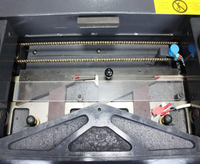 Machine à fendre le cuir JN-420, machine à fendre le cuir à couteau à bande de 520 mm pour la fabrication de ceintures en cuir, la fabrication de meubles, l'intérieur automobile, les chaussures
