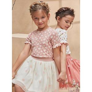 Top Designer <span class=keywords><strong>Nouvelle</strong></span> <span class=keywords><strong>Collection</strong></span> Petites Filles Vêtements Ensembles Frais Charmant Rose Blouse et Jupe tenue Fille Vêtements D'été 2024 - Product Image 4