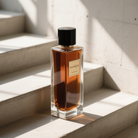 Bouteille en verre de parfum de luxe vide personnalisé OEM 10ml-100ml d'huile cosmétique carrée avec pulvérisateur à pompe pour cadeau