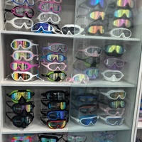 Lunettes de natation de compétition en gros pour adultes, lunettes de natation personnalisées, vêtements et accessoires de natation et de plongée