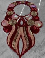 Couleur rouge Fleur Applique Dentelle 3D Floral Patch Brodé Guipure Dentelle Garniture à Vendre Maille Tissu 100% Polyester Soluble Dans L'eau