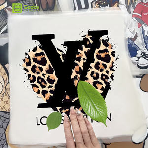 Campioni gratuiti Goode: Vinile DTF (Direct to Film) di alta qualità per trasferimenti a caldo su T-shirt e maglie, <span class=keywords><strong>formato</strong></span> <span class=keywords><strong>A4</strong></span> grande, con design personalizzati - Product Image 1