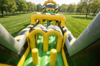 Lilytoys - Casa de Brinco Comercial, Juego para Adultos, Pista de Obstáculos, Actividades Deportivas para Niños, Pista de Obstáculos Inflable