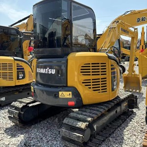 Mini-excavatrice sur chenilles d'occasion Komatsu PC50, 4 tonnes, 5 tonnes, petites excavatrices Komatsu d'occasion PC50, PC55, PC56 à vendre à bas prix - Product Image 1