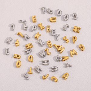 Ciondoli Personalizzabili a Bolla con Iniziali Lettere Maiuscole in Acciaio Inossidabile PVD Oro 18K Bicolore, 26 Alfabeti Iniziali per Bracciali e Collane Fai da Te - Product Image 4