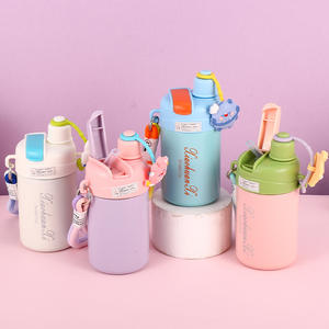 Bouteille isotherme en acier inoxydable à double paroi, étanche, avec paille et sangle, motif dessin animé, idéale comme cadeau - Product Image 5