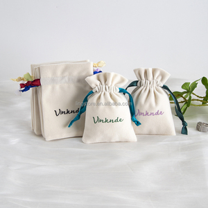 9*12cm New Luxury Beige High End Thick Velvet Pouch With Grosgrain <b>Ribbon</b> Jewelry Drawstring Gift Pouches Bag Bracelete Holder - Product Image 6
