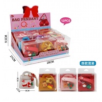 Lot de 12 porte-monnaie en peluche de Noël, porte-clés, broches et porte-clés en peluche, coffret cadeau pour enfants, idéal pour les cadeaux de Noël