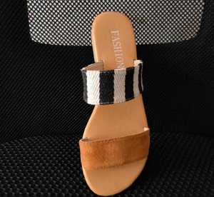 Taglie forti da donna 2020 primavera nuova moda estate scarpe basse <span class=keywords><strong>sandali</strong></span> da donna <span class=keywords><strong>sandali</strong></span> in pelle <span class=keywords><strong>di</strong></span> gladiatore - Product Image 4