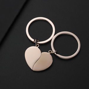 Porte-clés <span class=keywords><strong>mousqueton</strong></span> vierge en acier inoxydable, forme cœur puzzle, personnalisable avec logo gravé au laser, vente en gros - Product Image 5