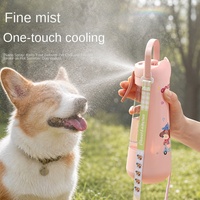 Fontaine à eau automatique portable pour animaux de compagnie avec fonction de refroidissement par pulvérisation et gobelet pliable à sangle détachable pour utilisation en extérieur, bouteille d'eau pour chien et chat
