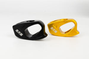 卸売軽量アルミニウム合金黄色ストラップ登山登山キャンプハイキング調節可能なバッグパックアジャスター - Product Image 6