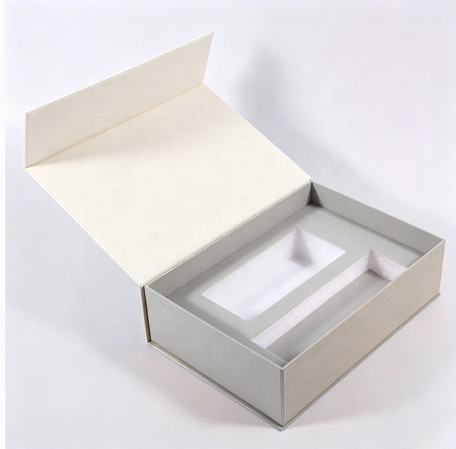 Custom Matte Two Tone Magnetic Closure Rigid Cardboard Box Molded EVA Foam Liner for Electronic Cosmetic Tool Present Packing