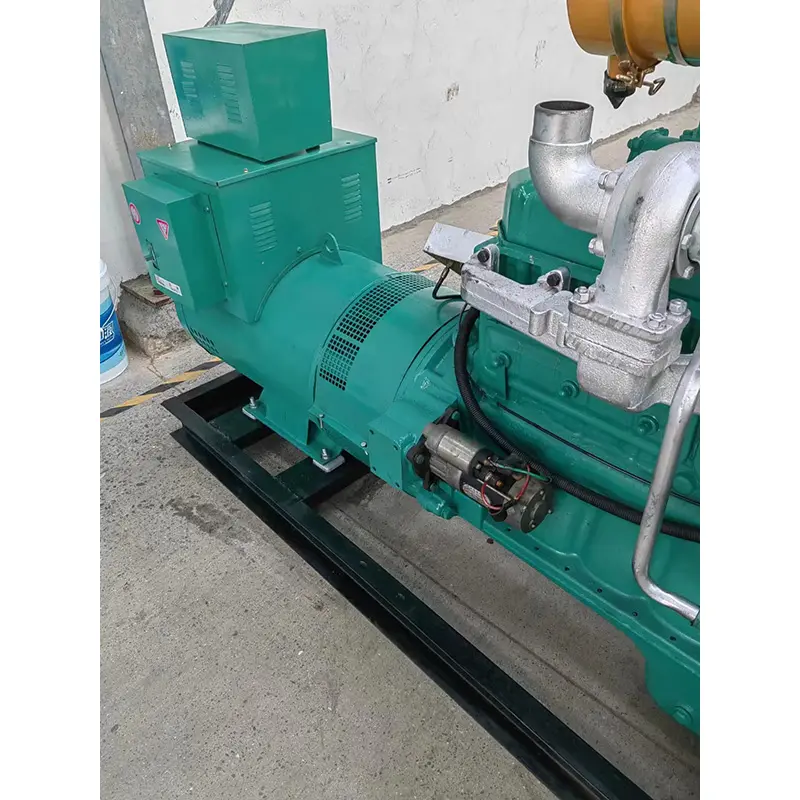 30KW 3 fazlı süper sessiz dizel jeneratör 500KVA Onan deniz jeneratörü CUMMINS 12V DC elektrik başlangıç 3 fazlı 4 telli CE, ISO