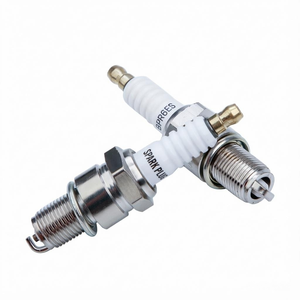 Bougie d'allumage Bpr6Es 7822 compatible Yamaha Honda Gx35 Tr14C Tr15C 31916 Z0H 003 Cmr5H Cmr7H Pièces d'allumage pour moteur de <span class=keywords><strong>moto</strong></span> - Product Image 5