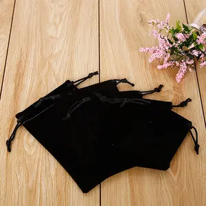 OEM Size And Material Black Velvet Pouch