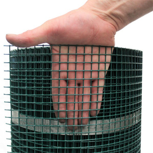 Malla de Alambre Soldada Recubierta de PVC Verde Oscuro/Verde Pasto de 1/2'' (0.6mm/0.7mm) de Venta Caliente para Construcción y Aviarios - Product Image 3