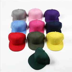 Casquettes personnalisées avec broderie de logo, casquette snapback à visière plate, tissu de haute qualité, avec étiquette tissée et gaufrage pour hommes, casquettes de sport - Product Image 3