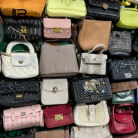 Lot de sacs d'occasion en gros A2 – Sacs à main de seconde main de marques japonaises et coréennes, sacs à bandoulière pour femmes, pour la revente