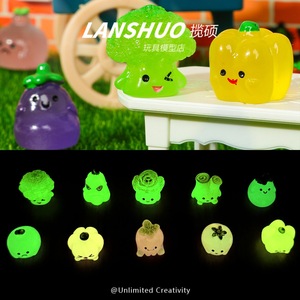 ตุ๊กตาผักเรืองแสงในที่มืด Lanshuo ทำจากโลหะผสมสังกะสี รูปทรงอาหารการ์ตูน จี้ DIY สำหรับทำเครื่องประดับ ของขวัญสำหรับทุกเพศ - Product Image 1